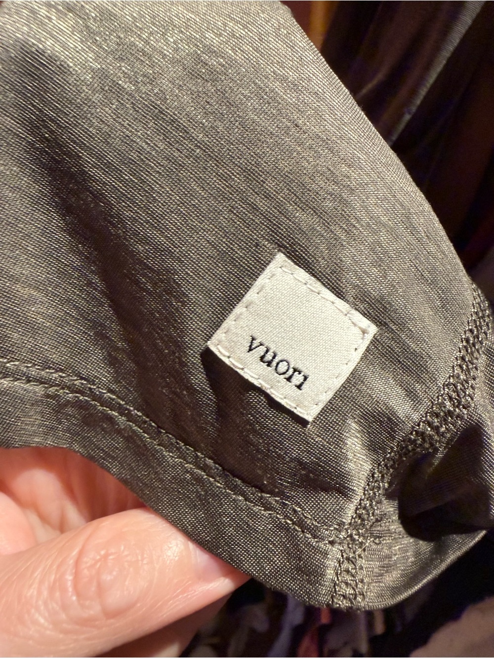 Vuori Olive Green Women’s Top with Logo Tag/ join me live to see!